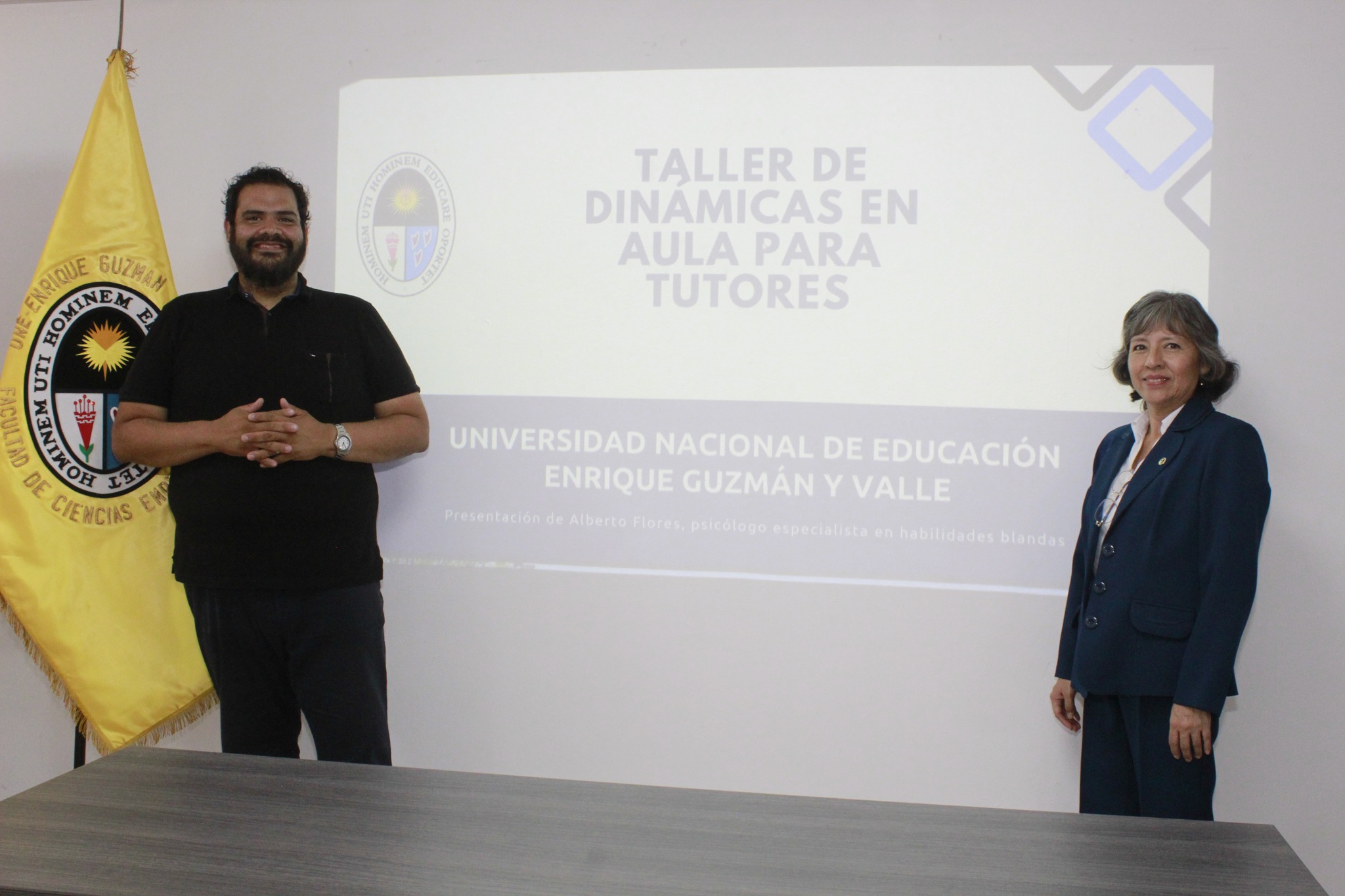 Taller de dinámicas en aula para docentes FACE-UNE