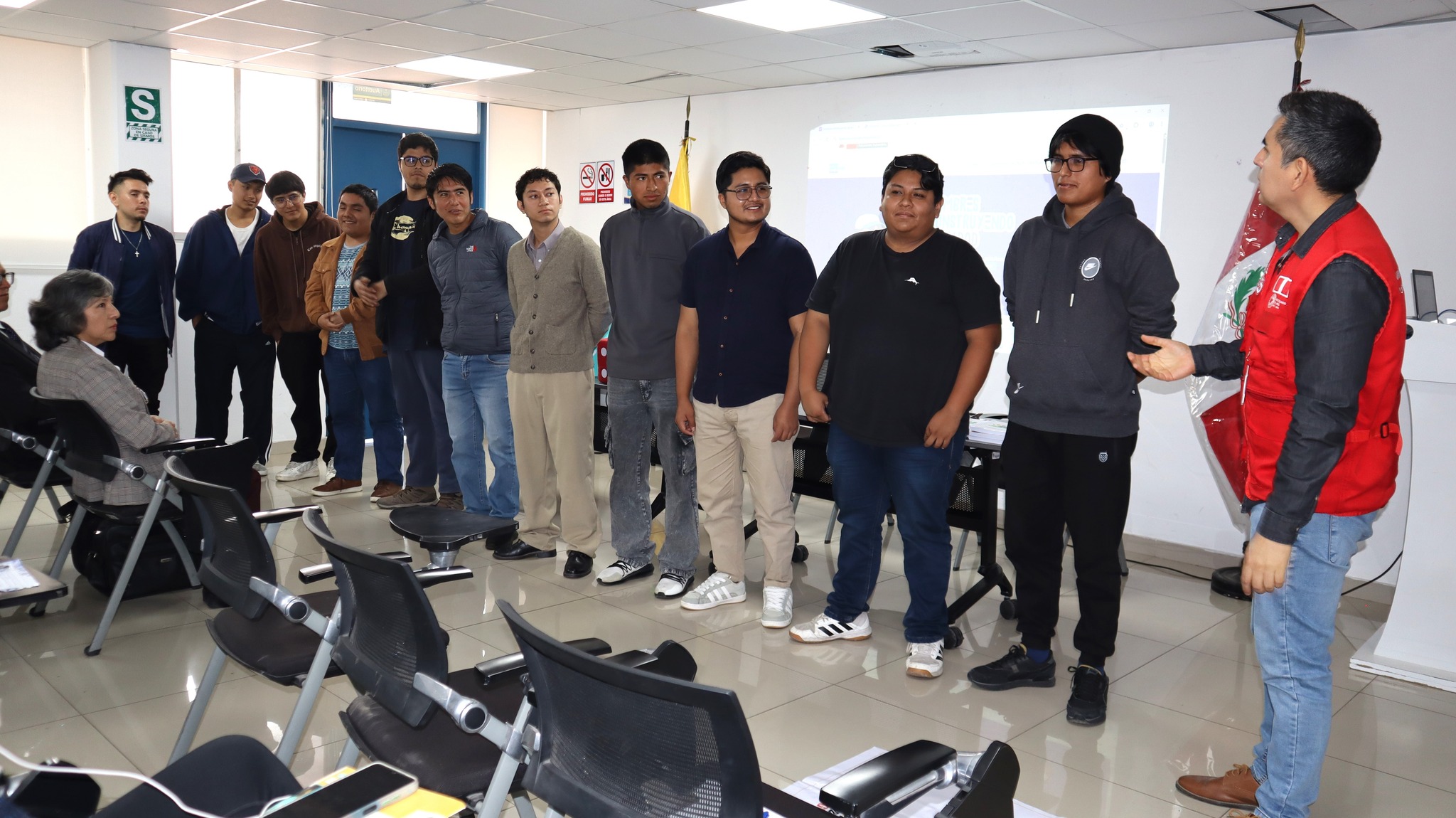 Hombres construyendo igualdad en el turno mañana