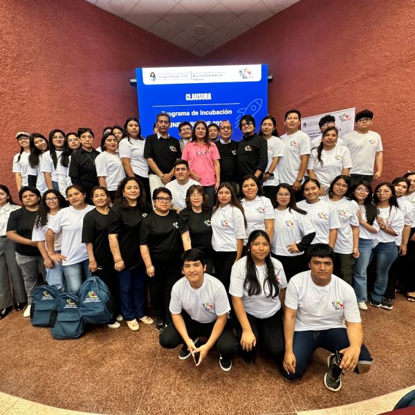 Clausura del Programa de Incubación «UNEMPRENDE 2025»