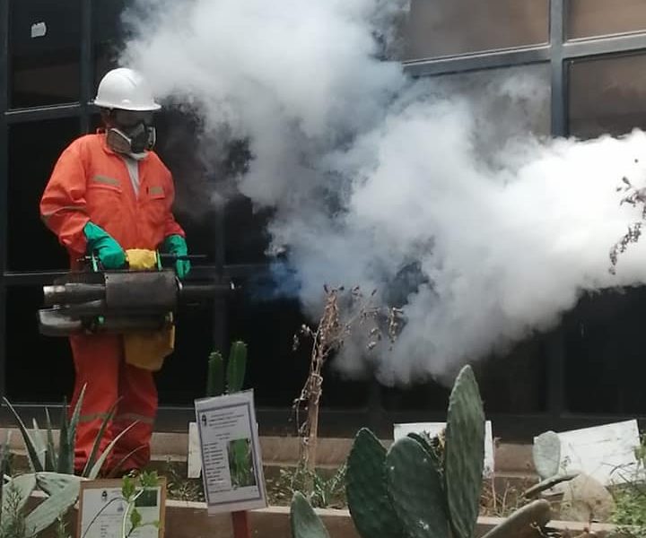 Realizan trabajos de desinfección y fumigación en la UNE evitar propagación del COVID-19 - Nacional de Educación Enrique Valle